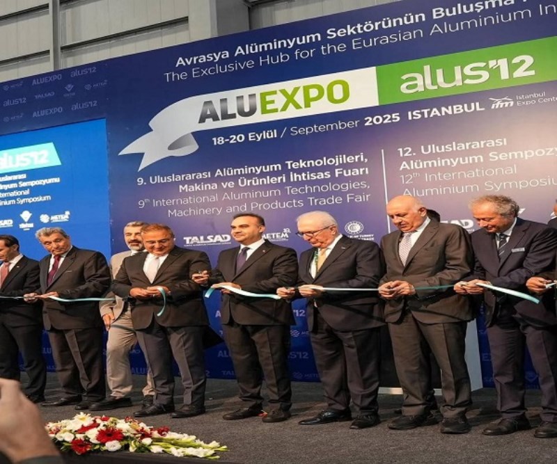 حضور پررنگ شرکت آلومینای ایران در نمایشگاه بین المللی ALUEXPO 2025 ترکیه