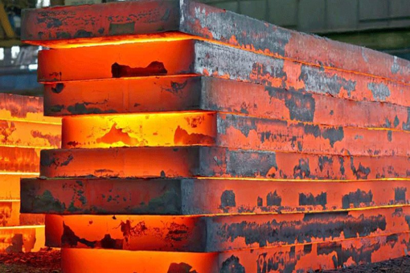 کاهش قیمت شمش در ایران هم‌ زمان با رشد بیلت در بازارهای جهانی