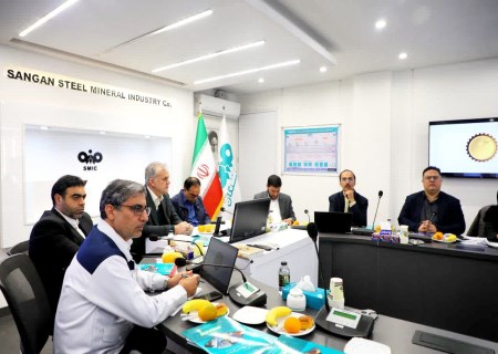 بازدید اعضای هیات مدیره ملی زمین و مسکن از فولاد سنگان