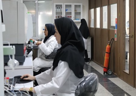 رشد ۵۴۰ درصدی آنالیز نمونه‌ های معدنی در مرکز تحقیقات مواد معدنی ایران