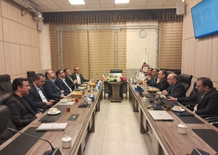 برگزاری نشست مشترک اپال کانی پارس و بانک صادرات با هدف تقویت همکاری‌ های فی مابین جهت تامین منابع مالی تولید و طرح های توسعه ای